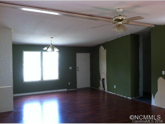 Property image 4 at 317 Camelia Lane, Asheville, NC 28806