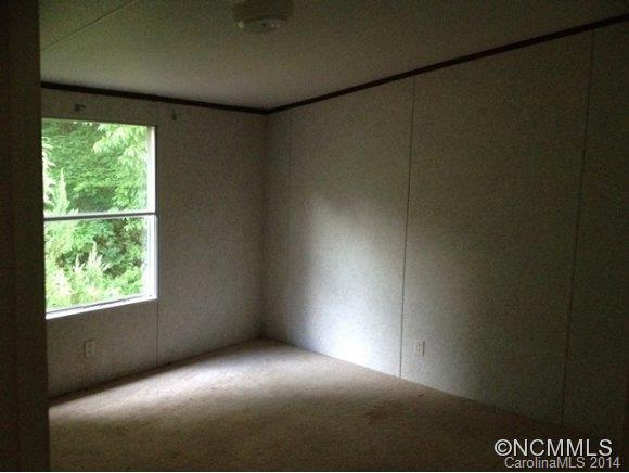 Property image 5 at 515 Primrose Lane, Asheville, NC 28806