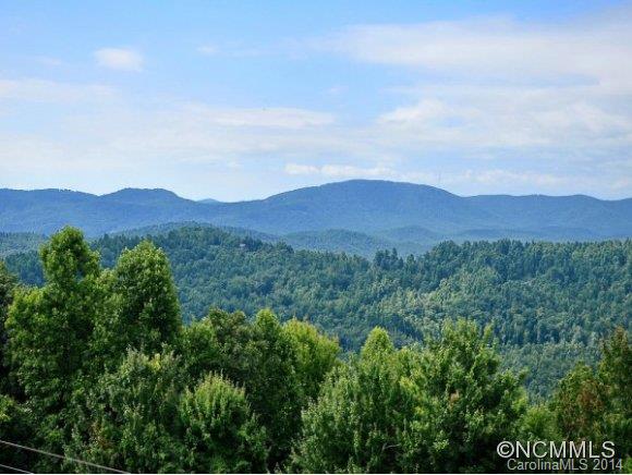 Property image 2 at 1404 Fleetwood Plaza, Hendersonville, NC 28739