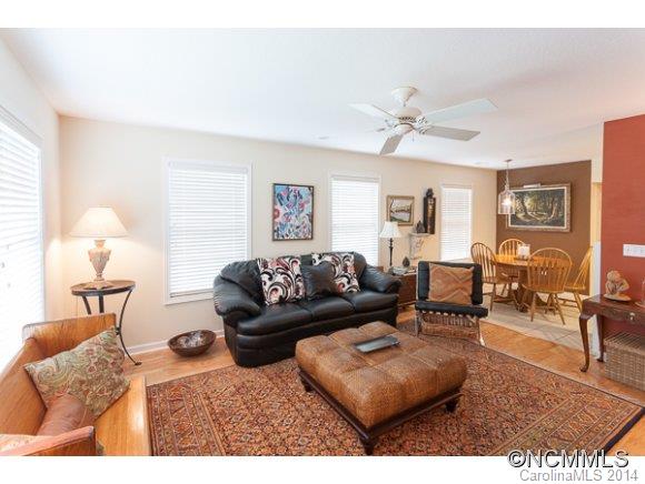 Property image 4 at 2 Rotunda Circle, Asheville, NC 28806