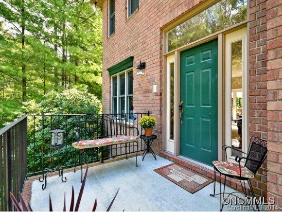 Property image 5 at 31 Weston Heights Drive, Asheville, NC 28803