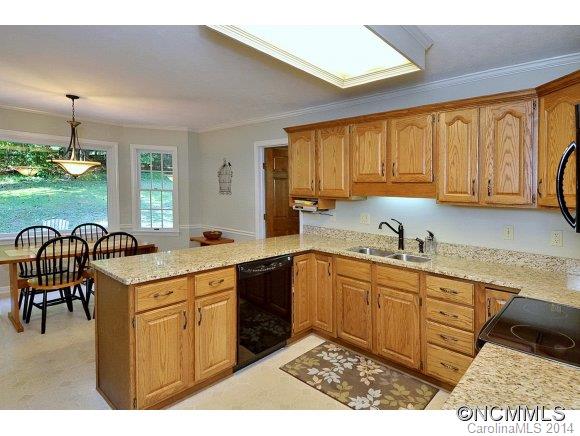 Property image 5 at 20 Westbridge, Hendersonville, NC 28739