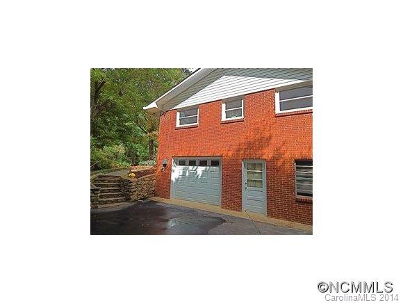 Property image 2 at 31 Pinehurst Rpad, Asheville, NC 28805