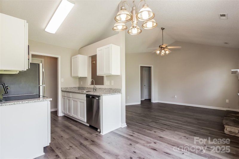 Property image 3 of 1533 Long Paw Lane in Sonoma Village, Charlotte, NC 28214