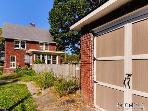 Property image 3 at 47 Gracelyn Road, Asheville, NC 28804