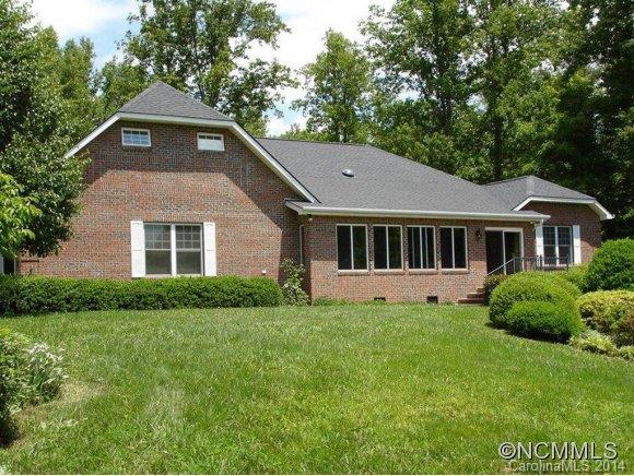 Property image 2 at 108 Sky View Lane, Hendersonville, NC 28739