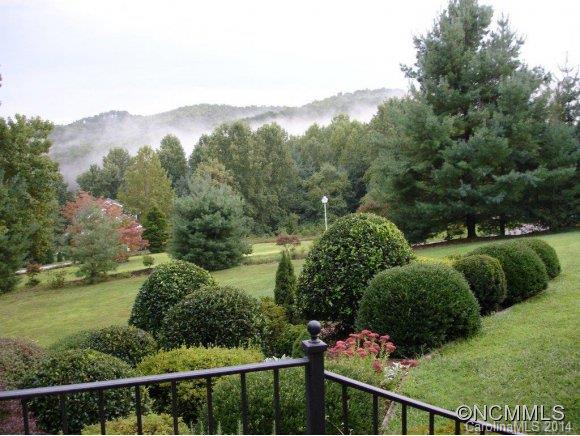 Property image 3 at 108 Sky View Lane, Hendersonville, NC 28739