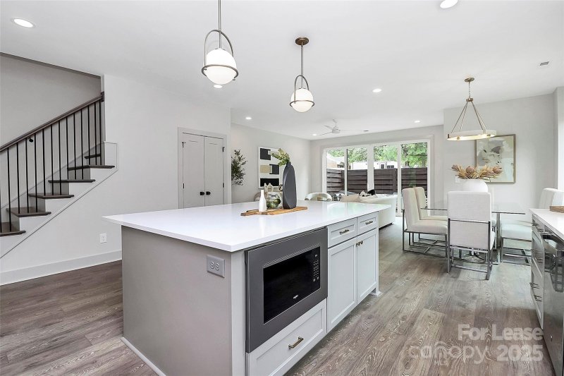 Property image 5 of 1744 Arnold Drive in Plaza, Charlotte, NC 28205