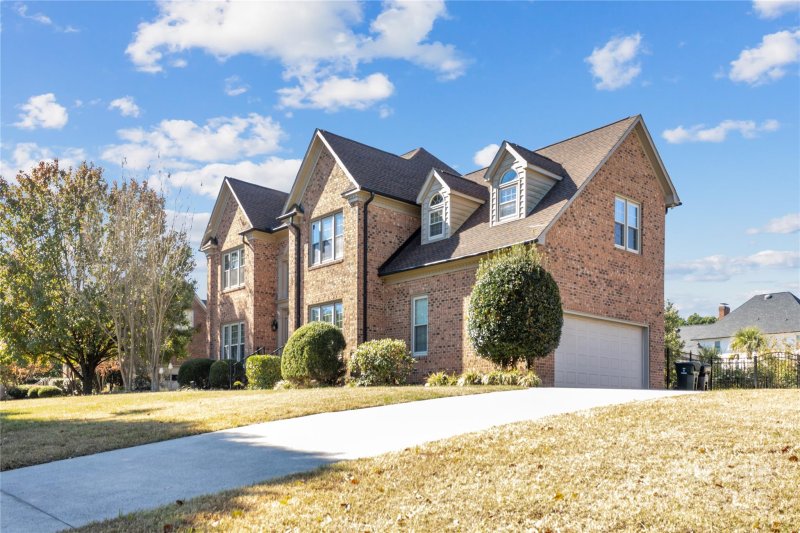 Property image 2 of 142 Cottontail Lane in Hunters Pointe, Concord, NC 28025