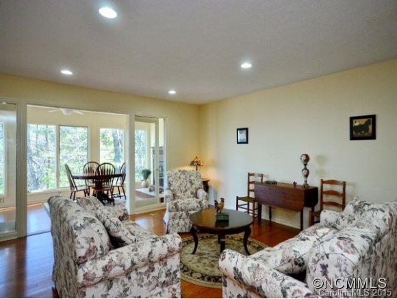 Property image 2 at 504 Davis Mountain Road, Hendersonville, NC 28739