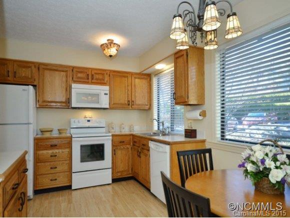 Property image 4 at 504 Davis Mountain Road, Hendersonville, NC 28739