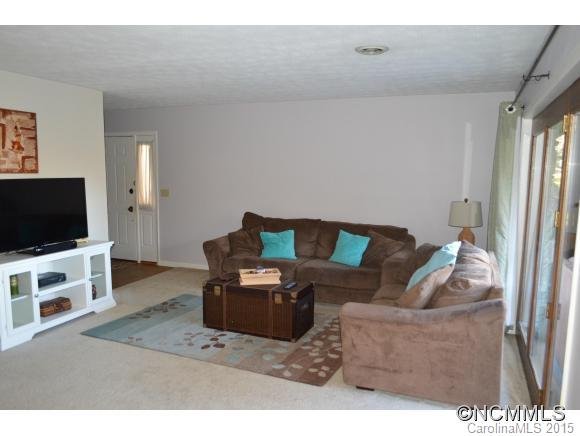 Property image 4 at 65 Maxine Dr 107, Hendersonville, NC 28739