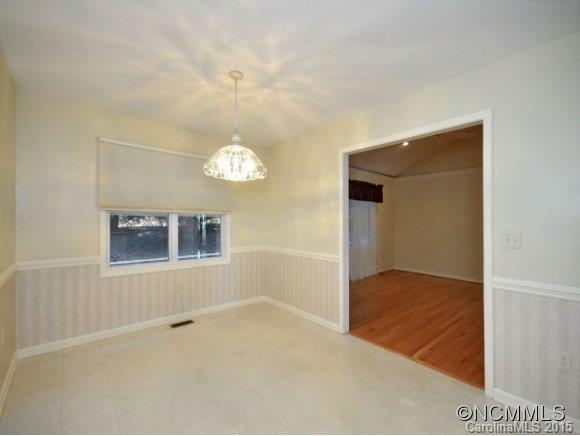 Property image 3 at 202 Charlestown Drive, Hendersonville, NC 28792