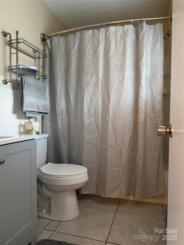 Property image 3 of 103 Roseman Road in Chipley Park, Statesville, NC 28625