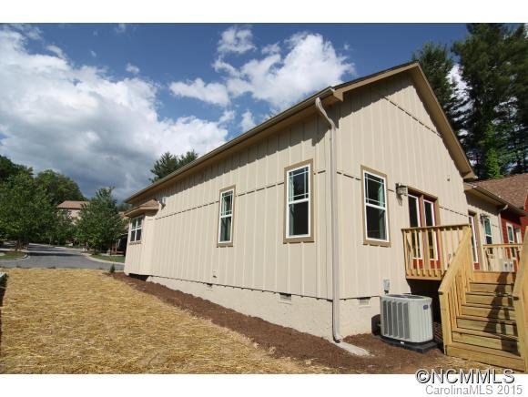 Property image 2 at 52 Sapling Lane, Waynesville, NC 28786