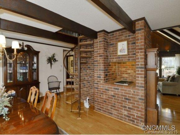 Property image 5 at 118 Underwood Drive, Hendersonville, NC 28739