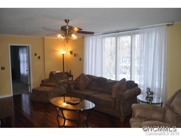 Property image 5 at 316 Winding Way Lane, Hendersonville, NC 28792