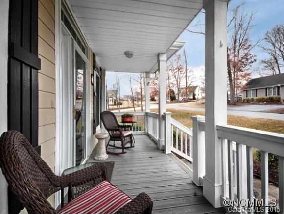 Property image 3 at 104 Yarrow Lane, Candler, NC 28715