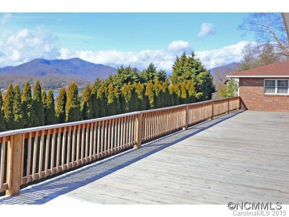 Property image 2 at 382 Foxfire Estates Circle, Waynesville, NC 28785