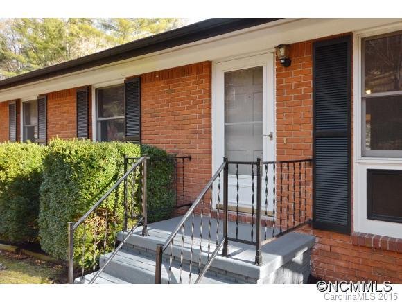 Property image 2 at 28 Brookcliff Drive, Asheville, NC 28804