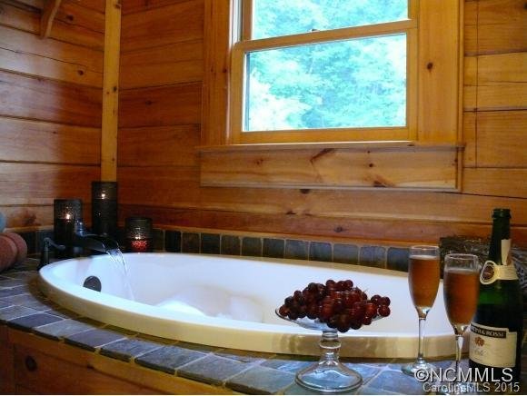 Property image 4 at 1250 Cobblestone Drive, Waynesville, NC 28786