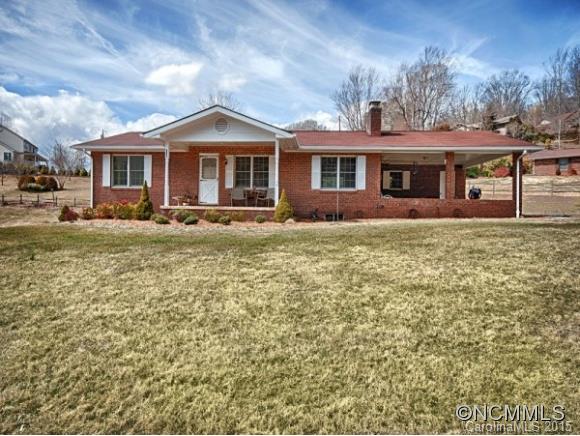 Property image 3 at 221 Gateway Street, Waynesville, NC 28785