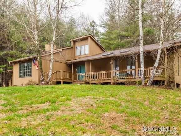 Property image 2 at 213 Deerpath Lane, Hendersonville, NC 28739