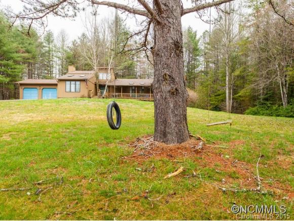 Property image 3 at 213 Deerpath Lane, Hendersonville, NC 28739
