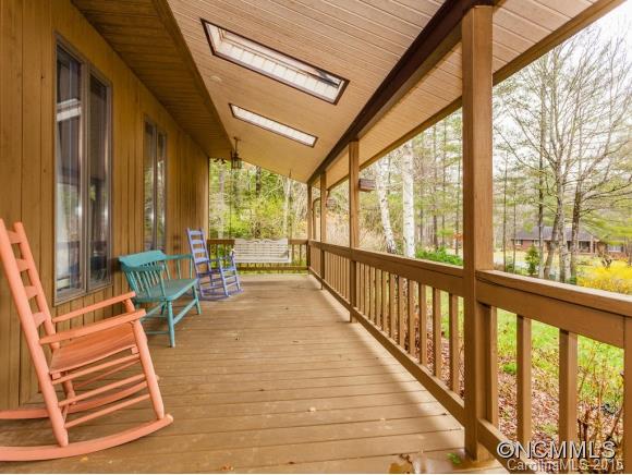 Property image 4 at 213 Deerpath Lane, Hendersonville, NC 28739