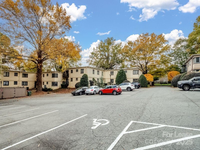 Property image 5 at 2441 Vail Avenue, Charlotte, NC 28207