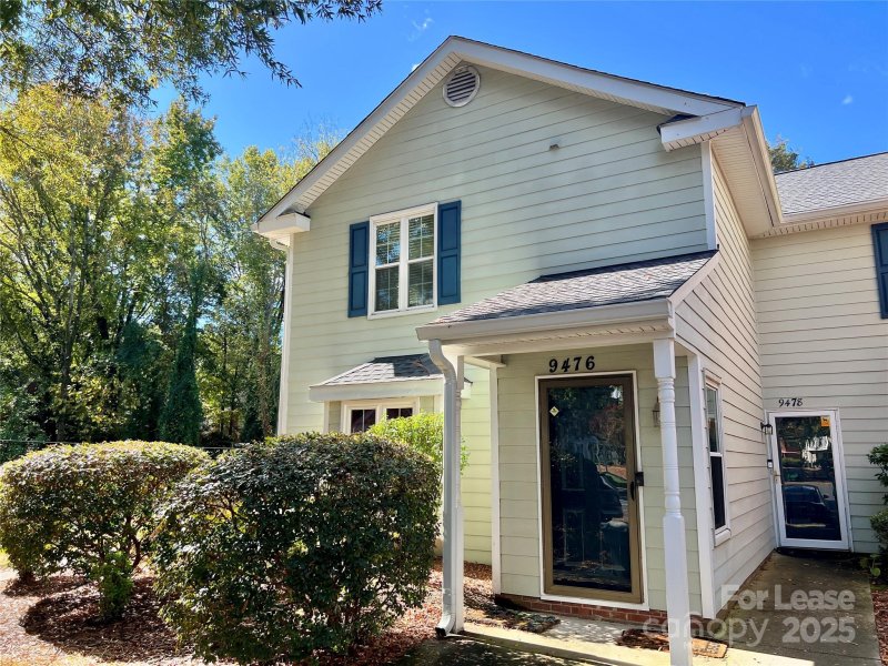 9476 S Vicksburg Park Court