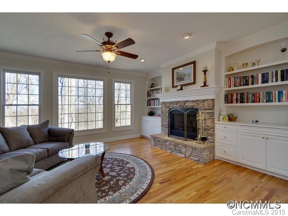 Property image 3 at 203 Summershade Court, Asheville, NC 28806