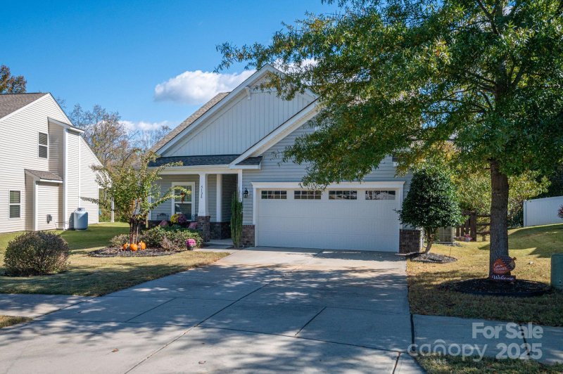 Property image 2 of 5128 Meadow Woods Drive in River Falls, Lowell, NC 28098