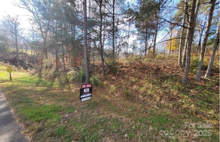 Property image 5 of 148 Broken Arrow Drive in Buffalo Shoals Natl Golf Club, Statesville, NC 28667