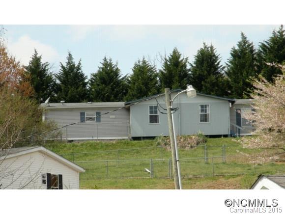 Property image 2 at 110 Heather Dr, Asheville, NC 28806