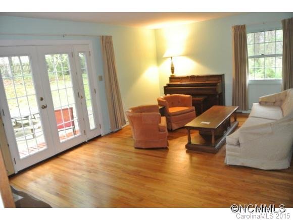 Property image 2 at 30 Forestdale Drive, Asheville, NC 28803