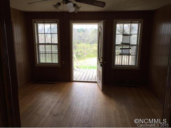 Property image 2 at 28 Lawson Ridge Drive, Leicester, NC 28748