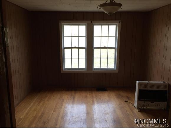 Property image 3 at 28 Lawson Ridge Drive, Leicester, NC 28748