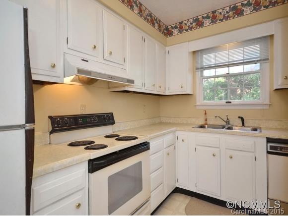 Property image 5 at 1411 C 3 Kensington Road, Hendersonville, NC 28791