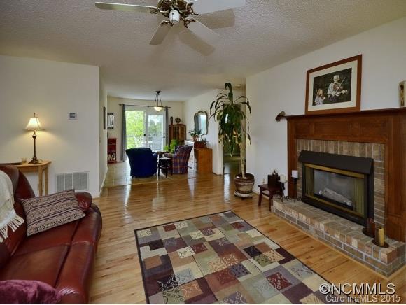 Property image 5 at 4 Partridge Ln, Weaverville, NC 28787