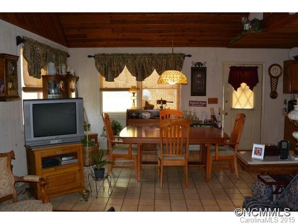 Property image 5 at 21 Cardinal Court, Hendersonville, NC 28739