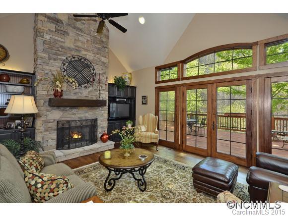 Property image 3 at 258 Somersby Parkway, Hendersonville, NC 28739