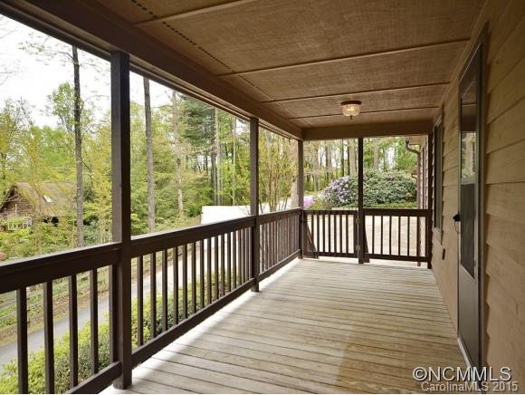 Property image 3 at 332 Winding Way Lane, Hendersonville, NC 28792