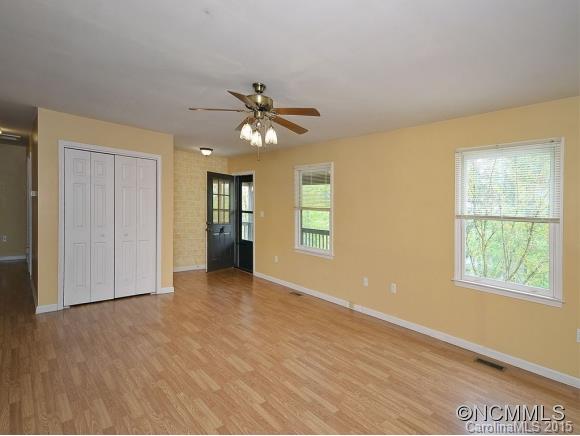 Property image 4 at 332 Winding Way Lane, Hendersonville, NC 28792