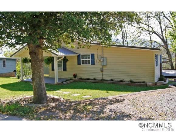 Property image 2 at 968 East Street, Waynesville, NC 28786