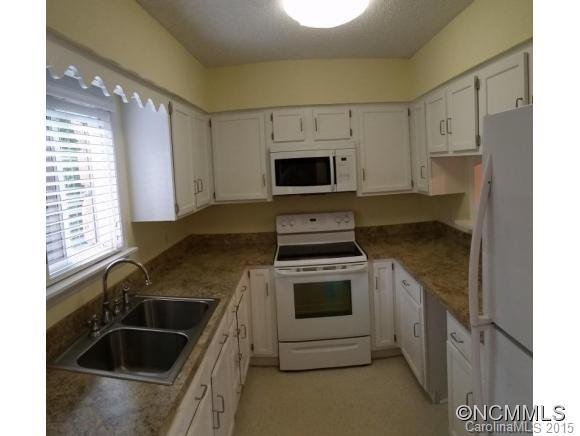 Property image 2 at 127 Cedar Forest Trail, Asheville, NC 28803