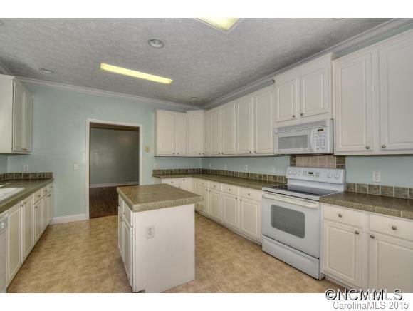 Property image 4 at 177 Cardinal Drive, Maggie Valley, NC 28751