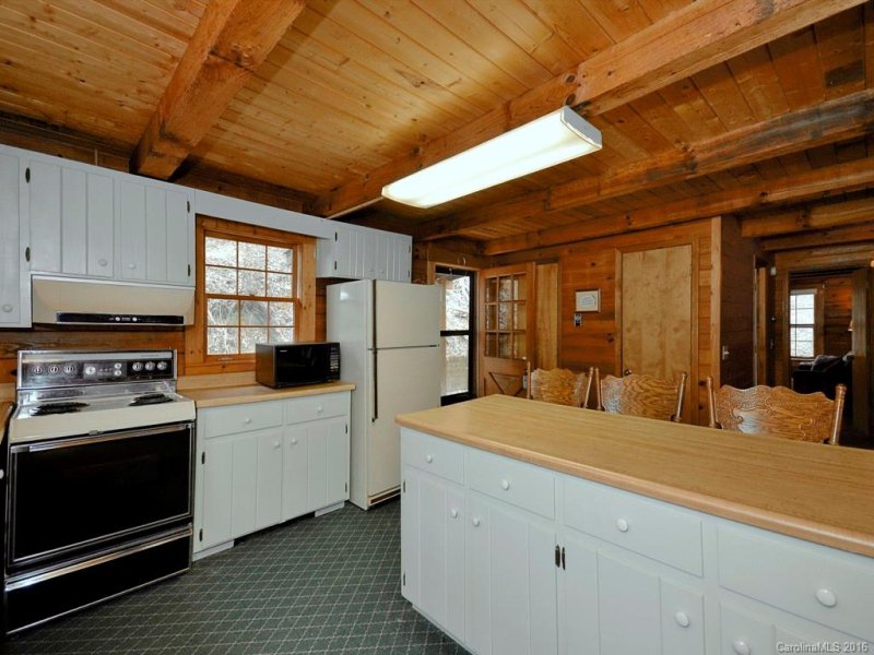 Property image 4 at 2618 Heaths Peak, Waynesville, NC 28785