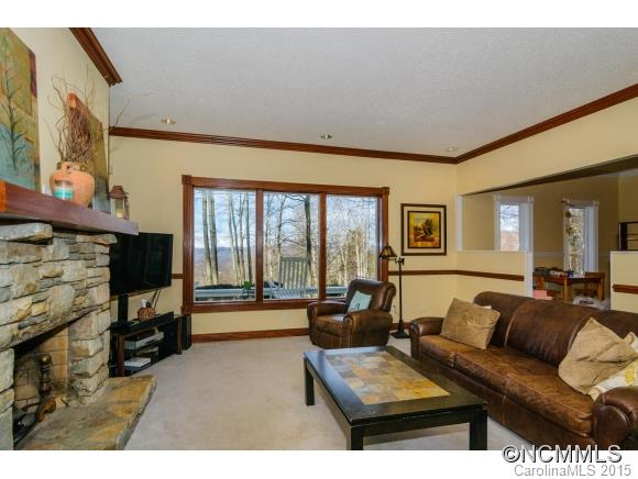 Property image 3 at 125 Stonecrest Drive, Asheville, NC 28803