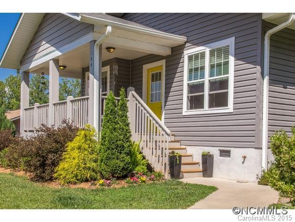 Property image 4 at 104 Sabian Court, Asheville, NC 28806